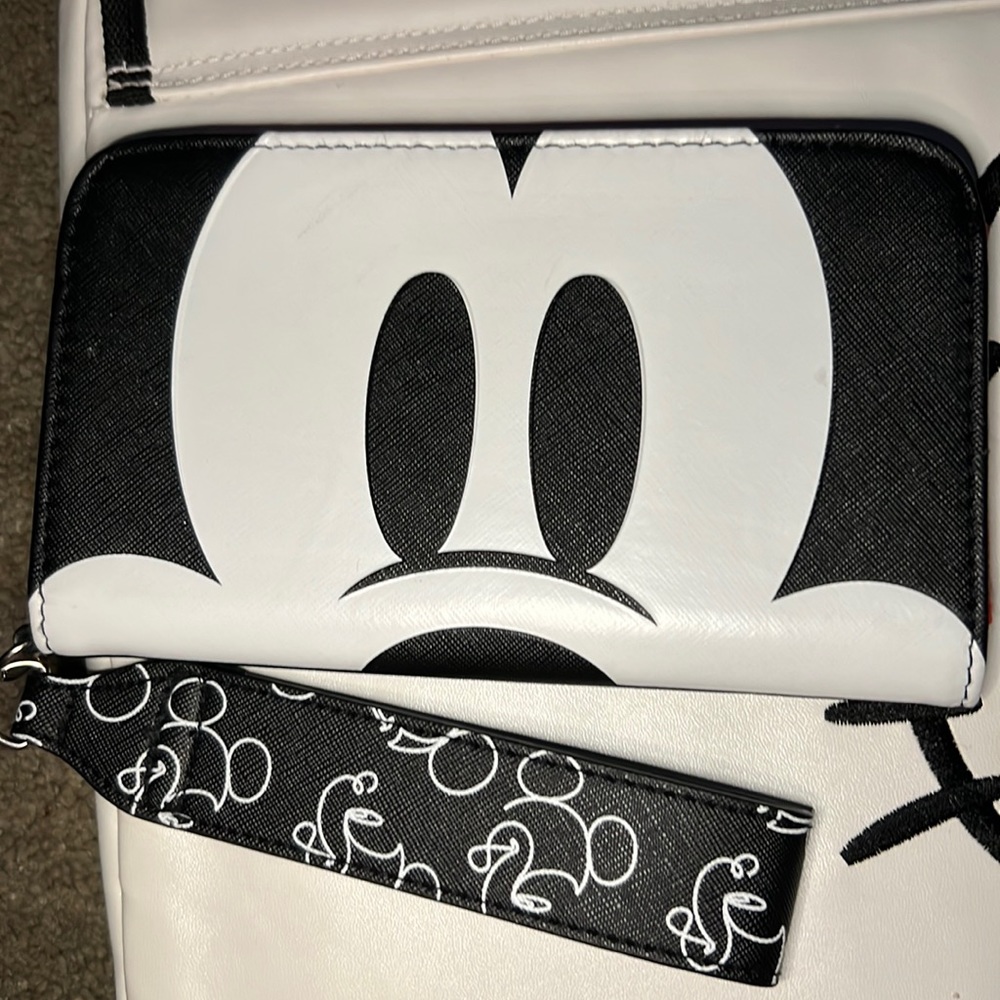 Mickey Mouse cell phone/ wallet